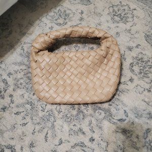 Woven handbag